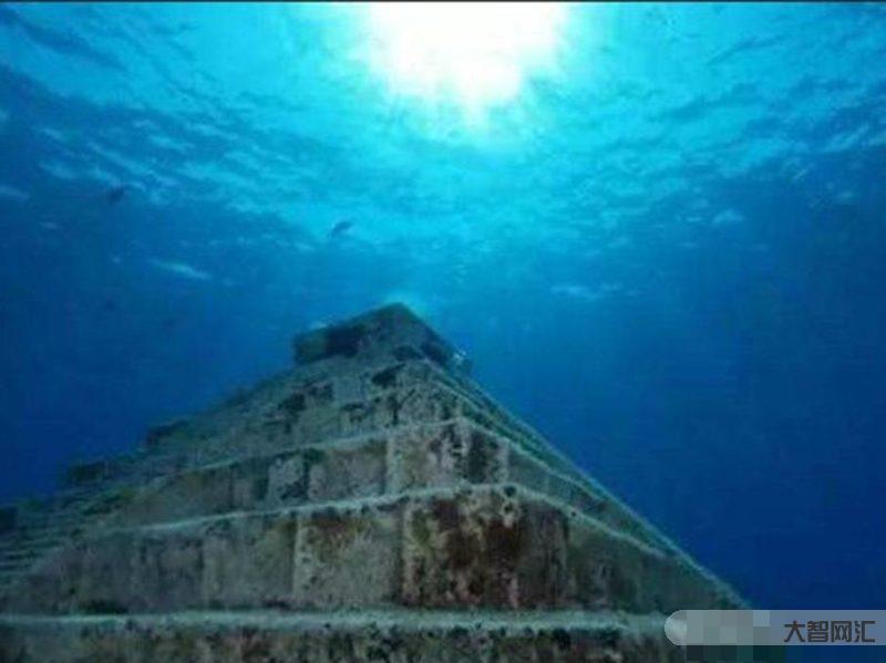 金字塔为什么在海底