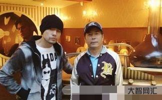 周耀中的国籍