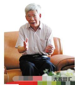 马云家庭背景父亲