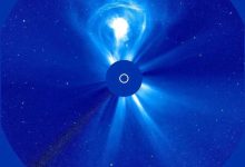 NASA 拍到太阳北极一块断裂脱落后首次以旋风的方式在该地区循环,这会带来哪些影响?为何会断裂脱落?-大智网汇