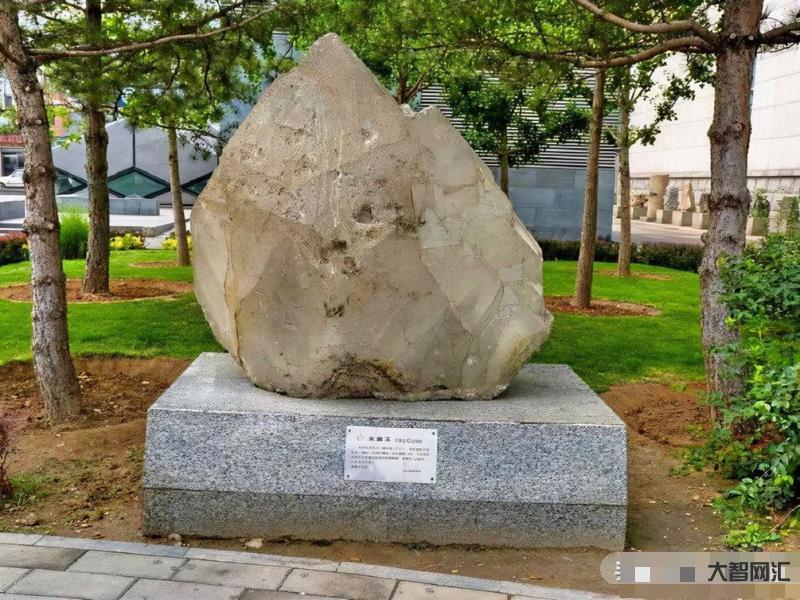 给大家科普下天然水晶石值钱吗-现在纯天然水晶石市场价格值多少钱 给大家科普下天然水晶石值钱吗-现在纯天然水晶石市场价格值多少钱