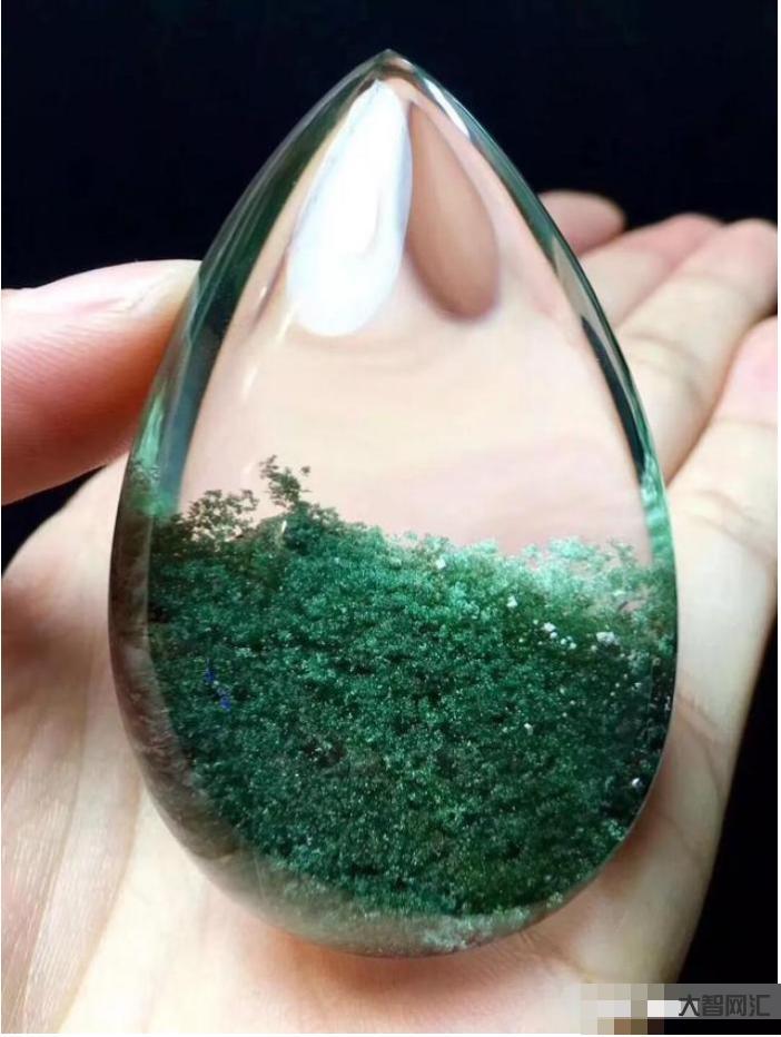 给大家科普下天然水晶石值钱吗-现在纯天然水晶石市场价格值多少钱 给大家科普下天然水晶石值钱吗-现在纯天然水晶石市场价格值多少钱