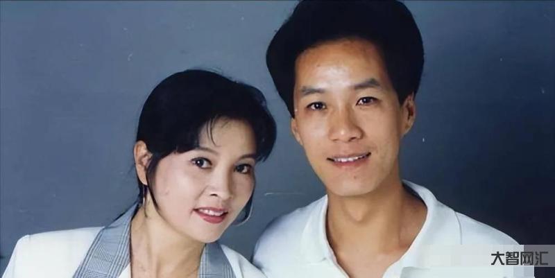 冯远征老婆梁丹妮个人资料-他与大8岁妻子梁丹妮幸福婚姻 冯远征老婆梁丹妮个人资料-他与大8岁妻子梁丹妮幸福婚姻