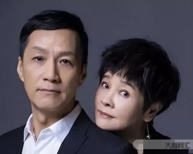 冯远征老婆梁丹妮个人资料-他与大8岁妻子梁丹妮幸福婚姻 冯远征老婆梁丹妮个人资料-他与大8岁妻子梁丹妮幸福婚姻