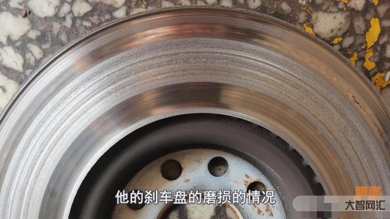 刹车盘多久换一次合适-刹车盘磨损到什么程度要换图解 刹车盘多久换一次合适-刹车盘磨损到什么程度要换图解