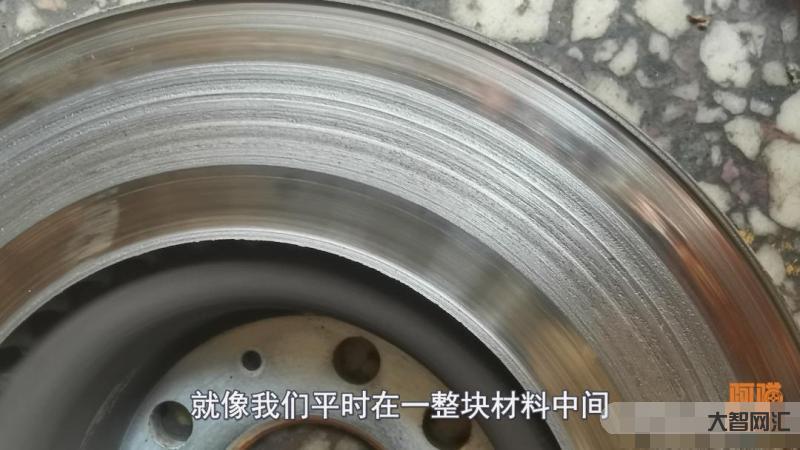 刹车盘多久换一次合适-刹车盘磨损到什么程度要换图解 刹车盘多久换一次合适-刹车盘磨损到什么程度要换图解