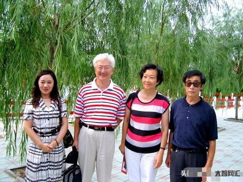主持人陈铎个人资料简介-中国第一代电视人陈铎现生平介绍 主持人陈铎个人资料简介-中国第一代电视人陈铎现生平介绍