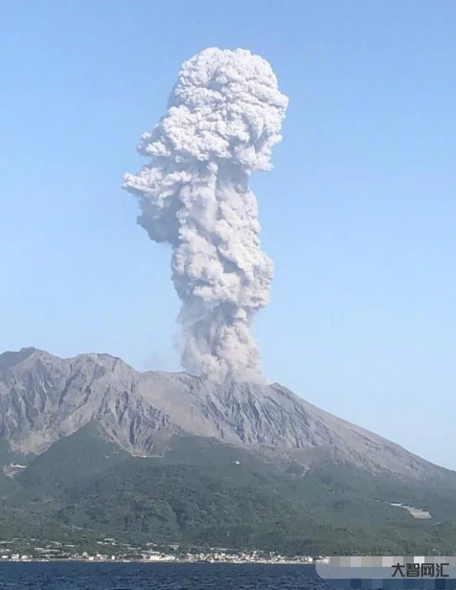 日本樱岛火山喷发频繁吗-日本樱岛火山连续两次喷发!日本多处火山爆发，富