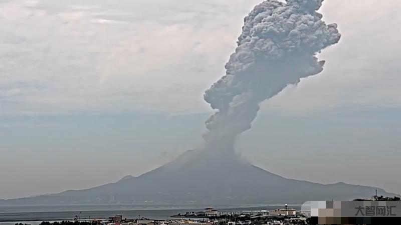 日本樱岛火山喷发频繁吗-日本樱岛火山连续两次喷发!日本多处火山爆发，富