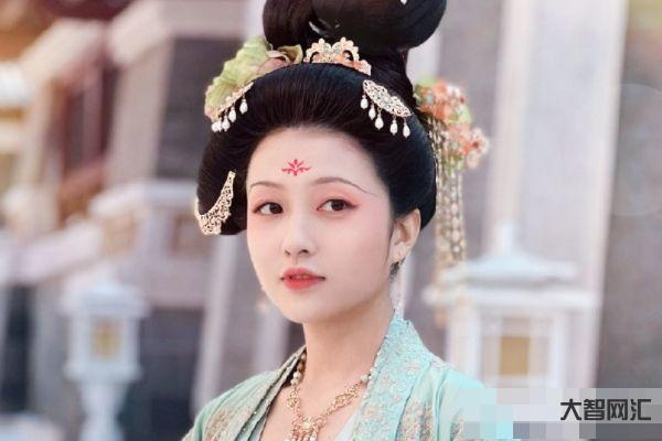 花琉璃轶闻演的啥-《花琉璃轶闻》云寒竟是双面间谍,他背后的神秘主公到底-大智网汇
