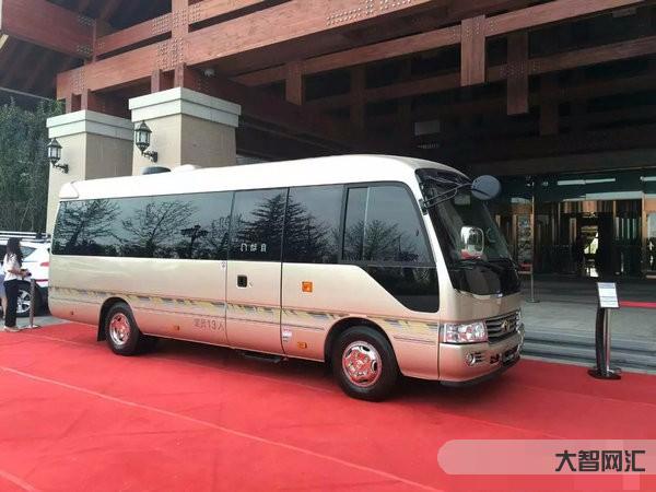 丰田考斯特商务28座报价-丰田豪华商务接待车,起售价37.45万,深受-大智网汇