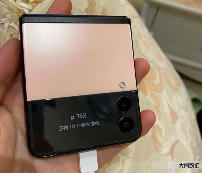 看看手机是怎样的-社会生产力进步如何体现?看看你手上的手机就明白了-大智网汇