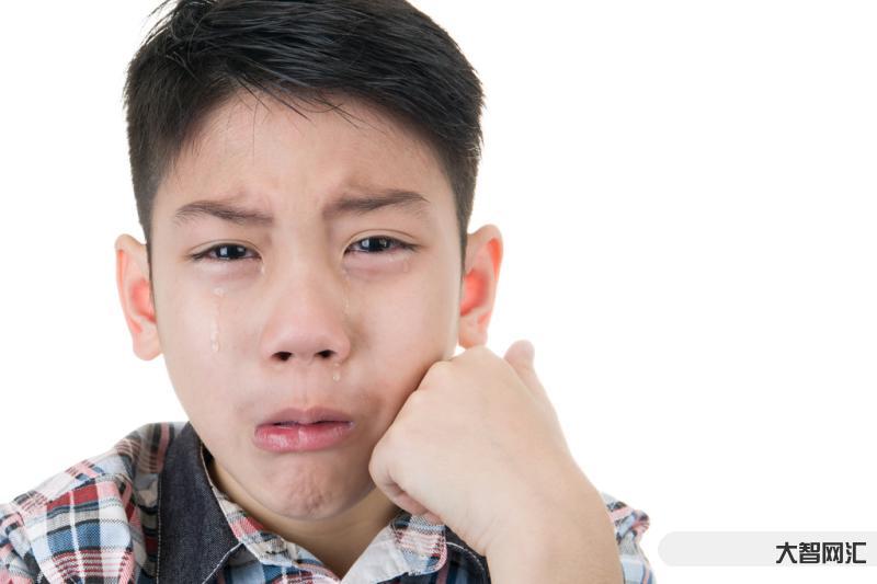 孩子哭泣的心声说说-心痛流泪的伤感句子，句句令人心痛，很难受吧