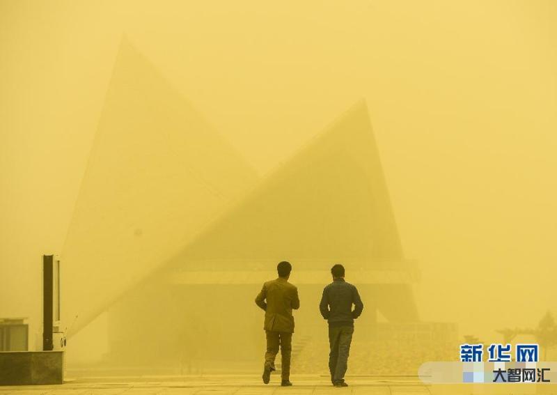 新疆最大沙尘天气-大风沙尘侵袭新疆 各地纷纷发布大风预警信号-大智网汇