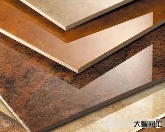 什么材料又重又小又便宜-97香港回归特制公斤赖茅:一瓶2斤装，53%v