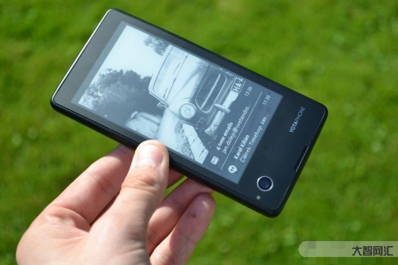 yotaphone-YOTA Phone 3深度体验:在双屏世界,找到-大智网汇