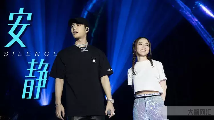 王嘉尔这波演唱会和女粉丝亲密互动什么水平?女权要疯了-Supre饭盒, 王嘉尔这波演唱会和女粉丝亲密互动什么水平?女权要疯了-Supre饭盒,