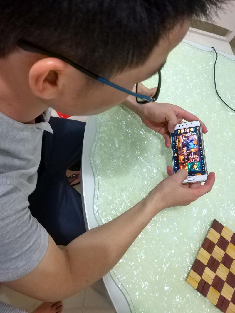 你们老公玩你的时候都是什么样的-异性交往,男人这些表现,不是怕你,是对-大智网汇