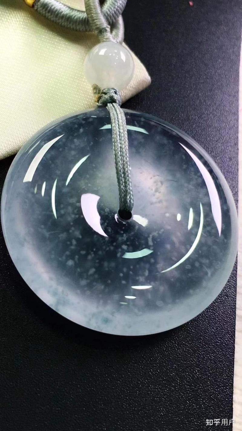 如何分辨危料翡翠-案列八:什么叫做危料?教你如何辨别危料与缅甸老蓝水的-大智网汇