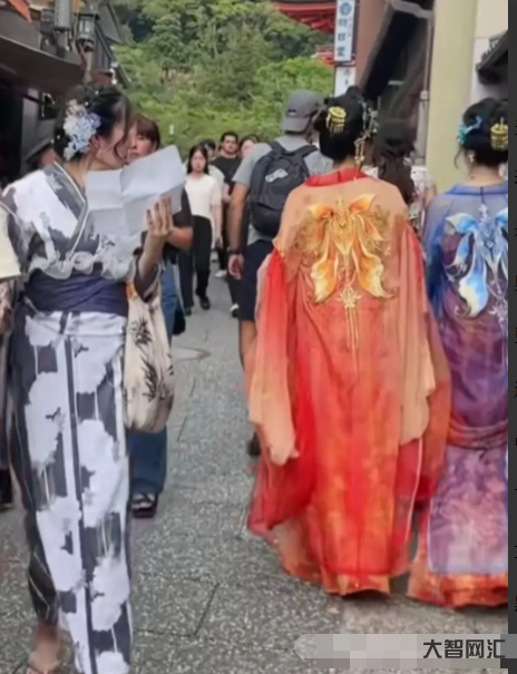 女子穿汉服拍照被认作日本服饰驱赶-文化传承与尊重:女子穿汉服拍照引发思-大智网汇