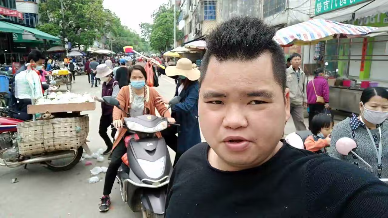 广西的朋友们怎么不笑了-笑不活了!广西文旅橘长炫柑,一句“ding”致广西半天未敢出省! 广西的朋友们怎么不笑了-笑不活了!广西文旅橘长炫柑,一句“ding”致广西半天未敢出省!