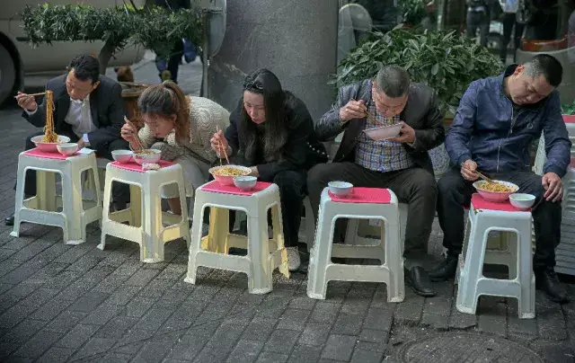 重庆男子纵火烧菜市场系谣言-辟谣:“重庆男子纵火烧菜市场”是谣言,没有事实依据 重庆男子纵火烧菜市场系谣言-辟谣:“重庆男子纵火烧菜市场”是谣言,没有事实依据