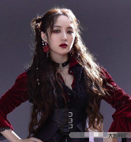 孟佳说不能接受结过婚的伴侣-姐学2.0:孟佳张含韵谈婚姻观,非恐婚只是找不到结婚的理由 孟佳说不能接受结过婚的伴侣-姐学2.0:孟佳张含韵谈婚姻观,非恐婚只是找不到结婚的理由