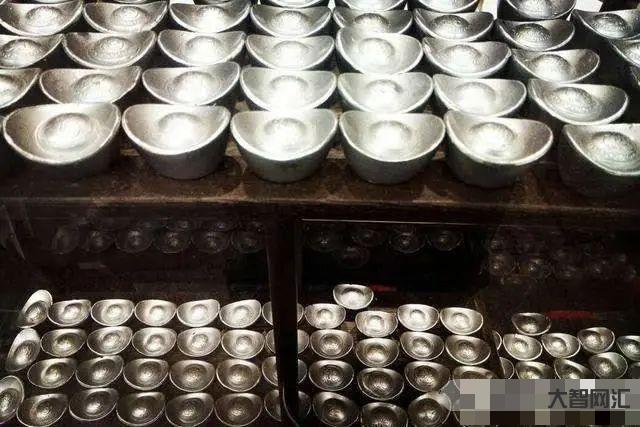称乌女性更好看被罚-放大炒作俄乌冲突,一千多个微博账号被罚-大智网汇
